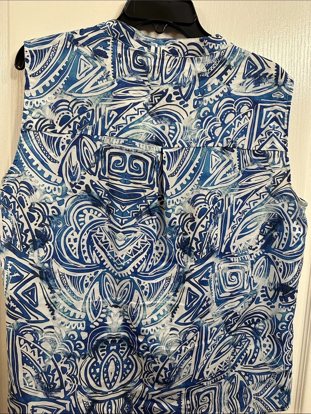 Sigrid Olsen Blue & White Ruffled V-Neck Sleeveless Camisole